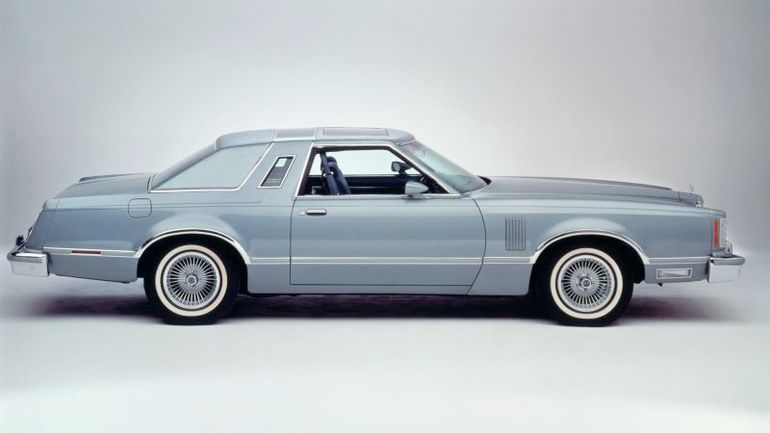 The Evolution of Two-Door Vehicles: A Modern Perspective