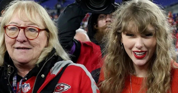 Taylor Swift và Album 'The Tortured Poets Department': Sự Trở Lại Đầy Ấn Tượng