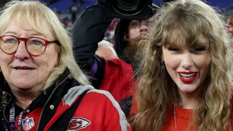 Taylor Swift và Album 'The Tortured Poets Department': Sự Trở Lại Đầy Ấn Tượng