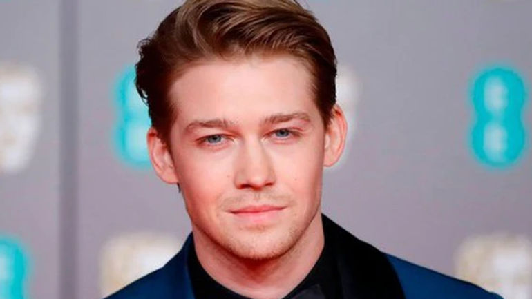 Taylor Swift: Mối Tình Đau Đớn và Sự Sốc của Người Đàn Ông