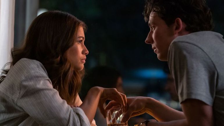 Exploring Intrigue and Romance in a Tennis Setting