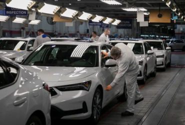 Cuộc cách mạng xe điện Trung Quốc: Nguy cơ hay cơ hội?