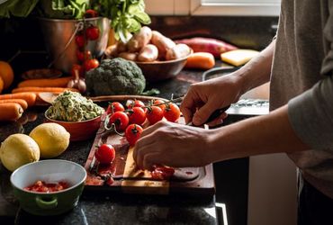 New Research Reveals How Specific Diets Can Lower the Risk of Cancer, Heart Disease, and Early Mortality