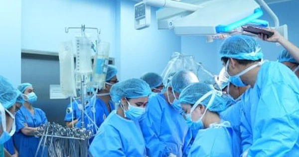 Chuyện đầy cảm xúc về cuộc hồi sinh từ trái tim xa lạ