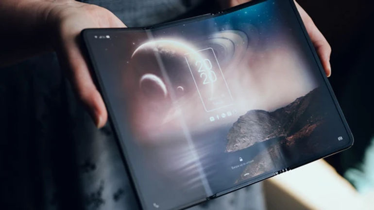 Thiết bị di động đột phá: Smartphone màn hình gập 3 lần từ Trung Quốc