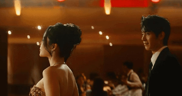 Tìm Kiếm Hạnh Phúc: Câu Chuyện Tình Yêu Trên Con Tàu Định Mệnh của Chi Pu