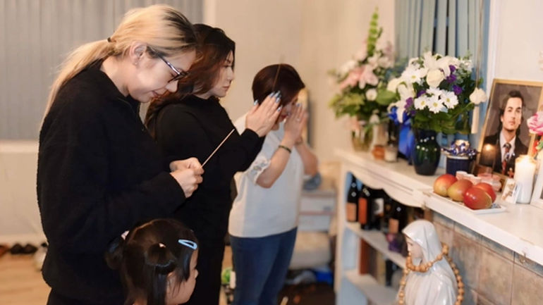 Bí ẩn về Vợ Diễn Viên Đức Tiến: Hành trình tinh thần và sự ảnh hưởng của cộng đồng mạng