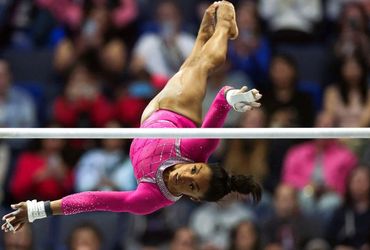 Simone Biles excels in Olympic training at Xfinity US Gymnastics Championships