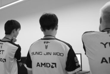 Giải mã vụ việc gây chấn động: Riot công bố án phạt cho VCS