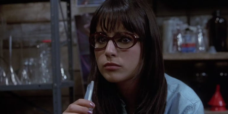 Jordana Brewster's Delilah wearing glasses in The Faculty.