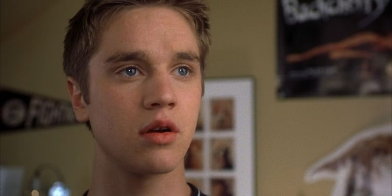 Devon Sawa as Alex Browning in Final Destination (2000).