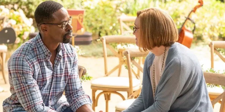 Sterling K. Brown and Mandy Moore in This Is Us