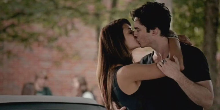 Damon (Ian Somerhalder) and Elena (Nina Dobrev) from the Vampire Diaries kissing