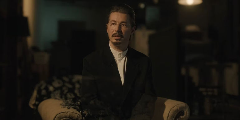 A physical projection of Andy Ronson's AI tech, Ray, in A Murder at the End of the World.