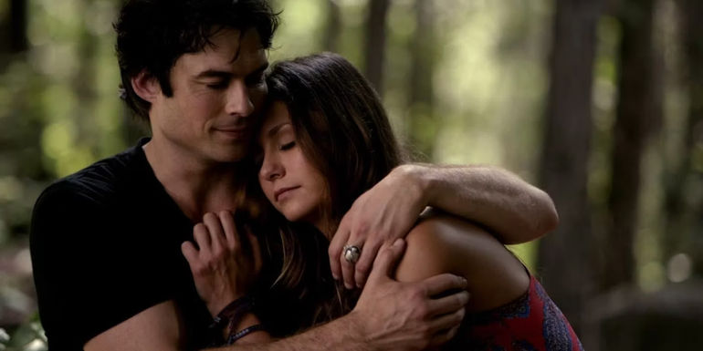 Damon (Ian Somerhalder) and Elena (Nina Dobrev) from the Vampire Diaries talking