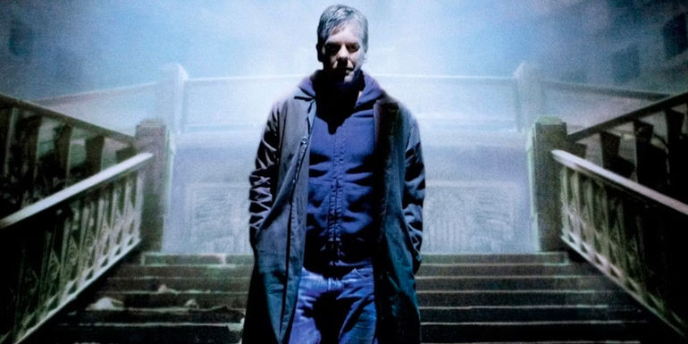 ben carson in Mirrors played by Kiefer Sutherland