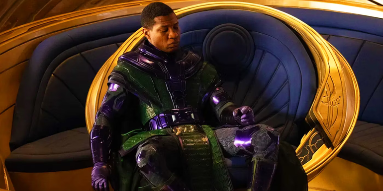 Jonathan Majors' Kang the Conqueror on his throne in Ant-Man and the Wasp Quantumania