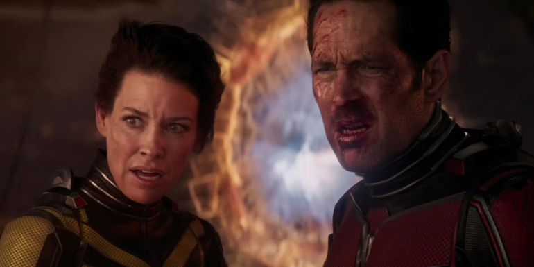 Ant-Man and the Wasp stare at Kang being pulled into the Quantum Engine in Ant-Man 3