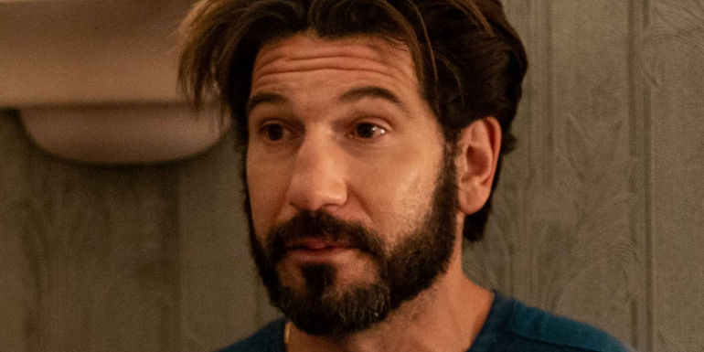 Closeup of Mikey Berzatto in The Bear