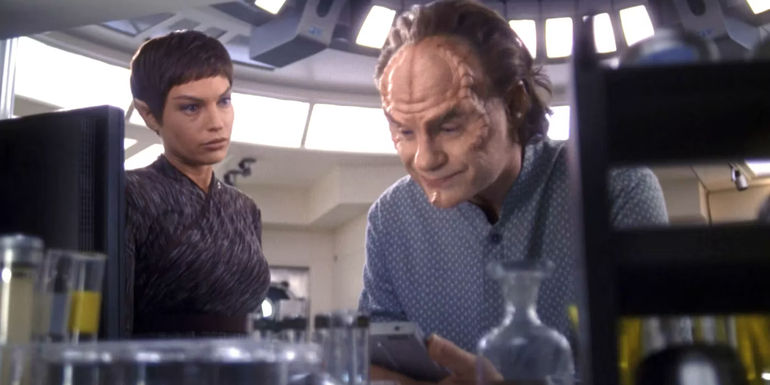 Phlox Enterprise Sickbay