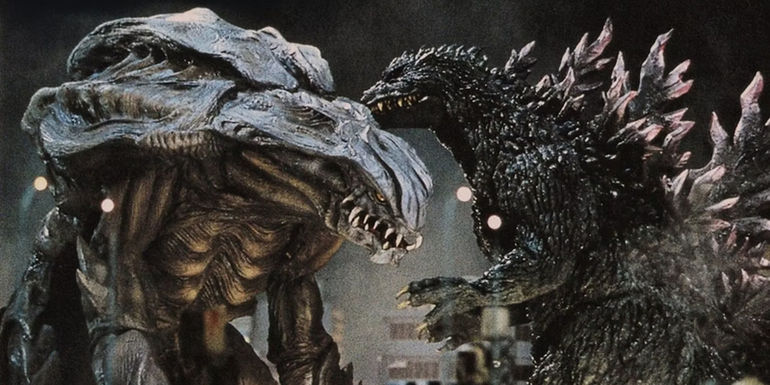 Godzilla fighting Orga in Godzilla 2000.