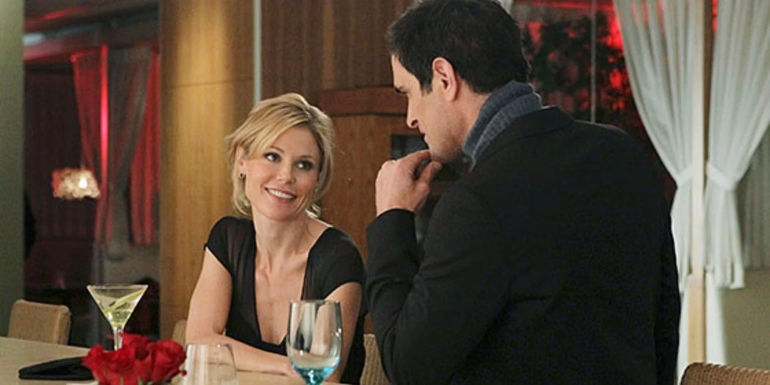 JULIANA AND CLIVE - MODERN FAMILY FEATURE IMAGE