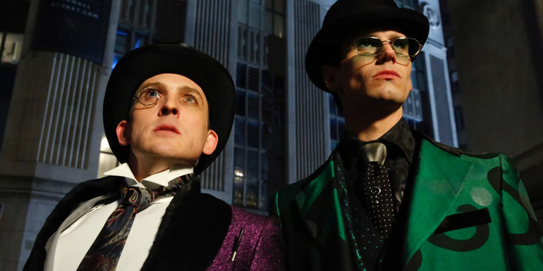 Robin Lord Taylor and Cory Michael Smith in Gotham Season 5