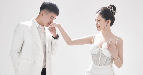 Hậu vệ điển trai U23 Việt Nam gây sốt với hôn nhân bất ngờ