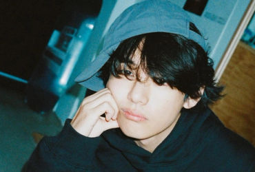 Nét tự nhiên không thể tin nổi của V (BTS) - Bí quyết gì đằng sau?