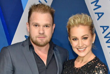 Unveiling the Heartfelt Tribute: Celebrating Kellie Pickler's Late Husband Kyle Jacobs - A Reflection of Authenticity and Humility