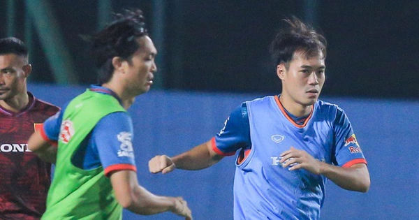 Đội tuyển Việt Nam quyết định tập luyện muộn khiến fan háo hức trước trận đấu với Trung Quốc!