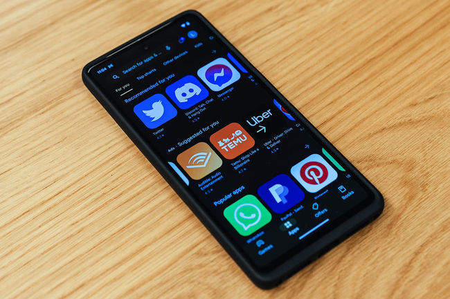 Master the Art of Easily Uninstalling Android Apps on Your Phone or Tablet