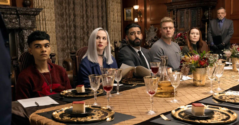 The Haunting Curse of the Usher Bloodline: A Gripping Journey of Power Struggles and Redemption