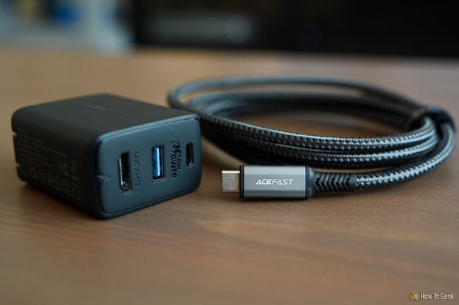 Unleash Power and Video Anywhere: The Ultimate ACEFAST GaN PD65W Portable Dock Review