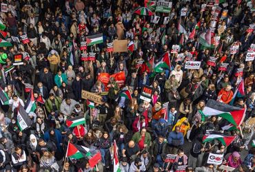 Global Protests Mount as Gaza Bombardment Escalates, Urging Ceasefire