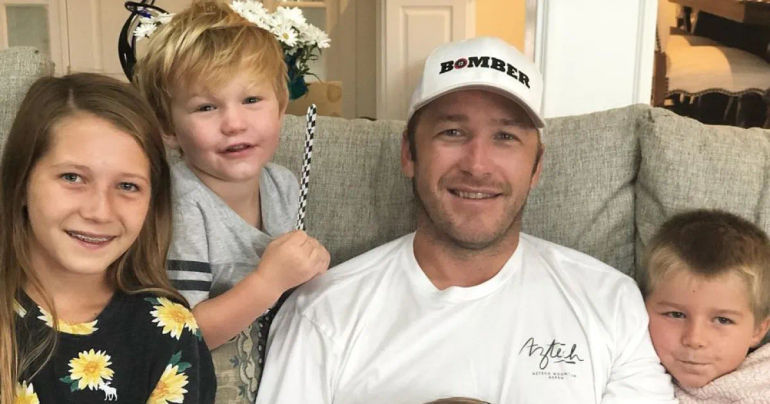 Famous Celebrity Parents with Large Families: Kris Jenner, Keke Wyatt, and Others