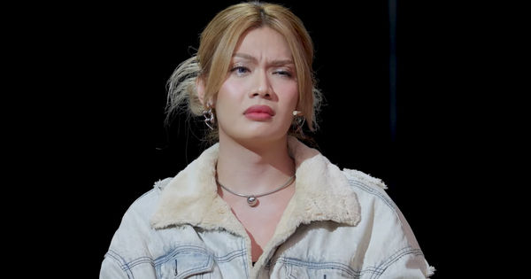 Luna Đào: Cô giáo không dám nhận học trò quay lưng