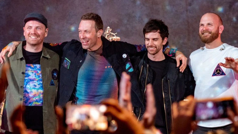 Phần thưởng với tour diễn đỉnh cao của ban nhạc Coldplay