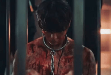 Phản ứng nồng nhiệt trước cảnh khỏa thân của Song Kang