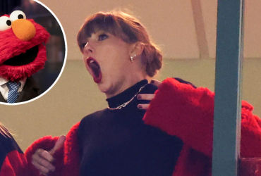 Taylor Swift's Red Teddy Coat Wins Over Elmo at the Chief's Game