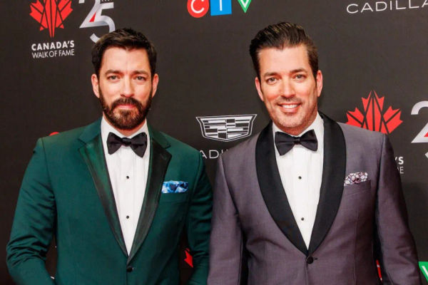 Drew and Jonathan Scott Spread Holiday Joy to Beloved Stars in ...