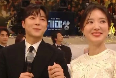 Cặp sao đồn hẹn hò khẳng định tình yêu giữa lễ trao giải, ai nấy đòi yêu thật