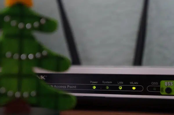 https://ik.imagekit.io/87h58scv9/wifi-router.webp