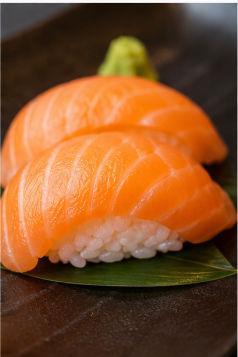 Nigiri salmon segar