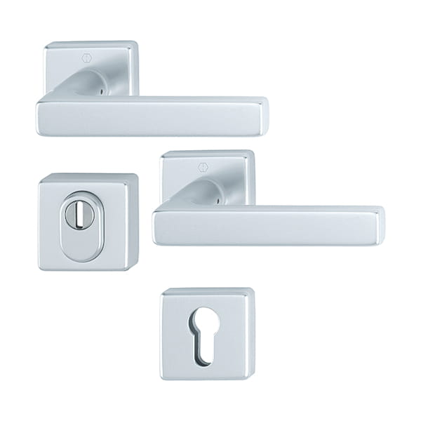 Dallas - Klamki do drzwi zewnętrznych na kwadratowym szyldzie, srebrna