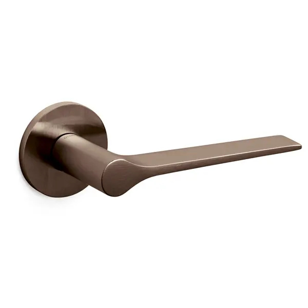 LAMA L - Komplet klamek z mosiądzu, kolor brązowy satynowy DS