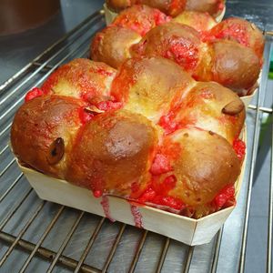 Brioche aux pralines roses 