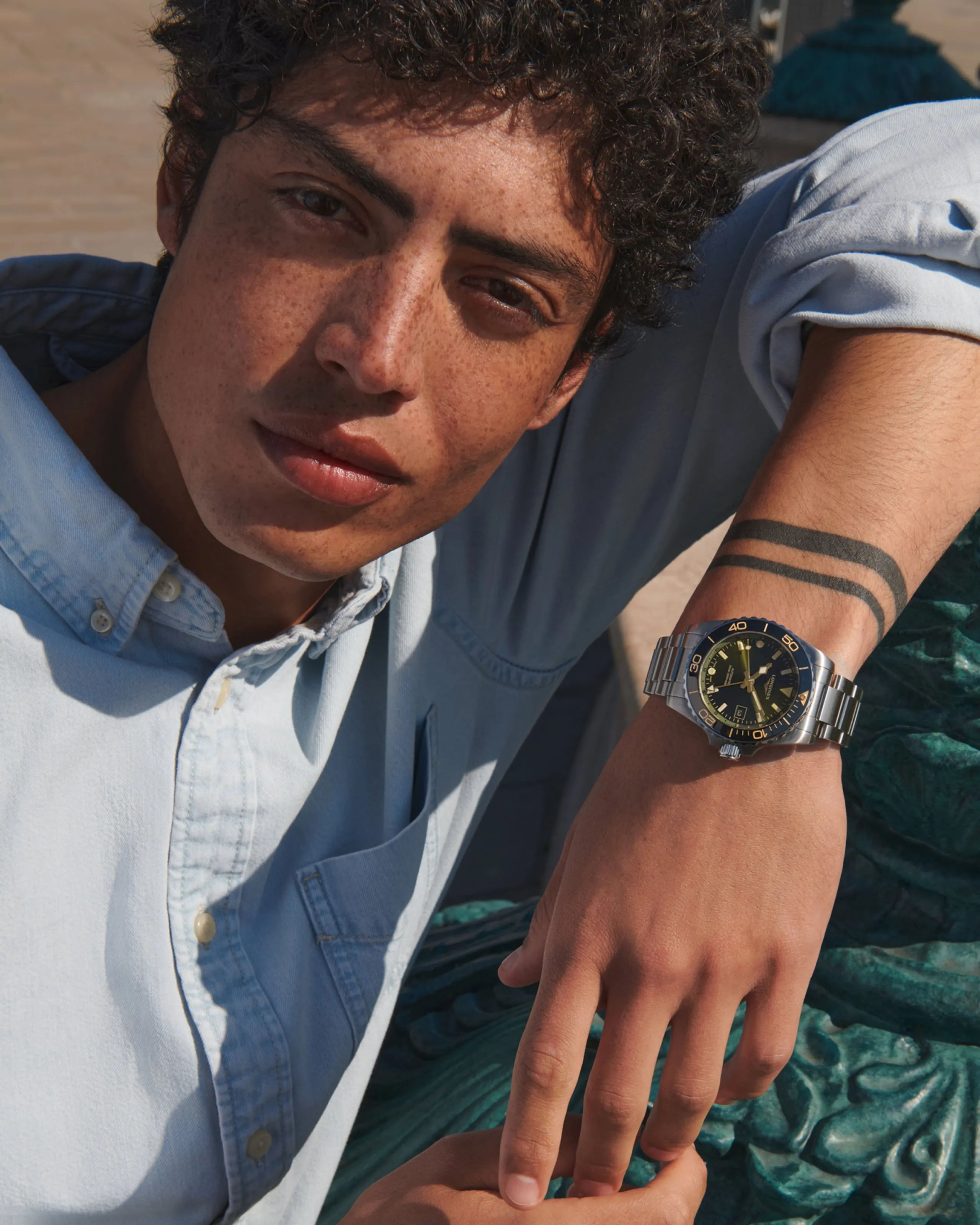 watch-1