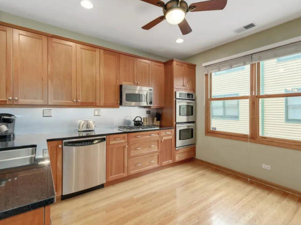 Kitchen before renovation