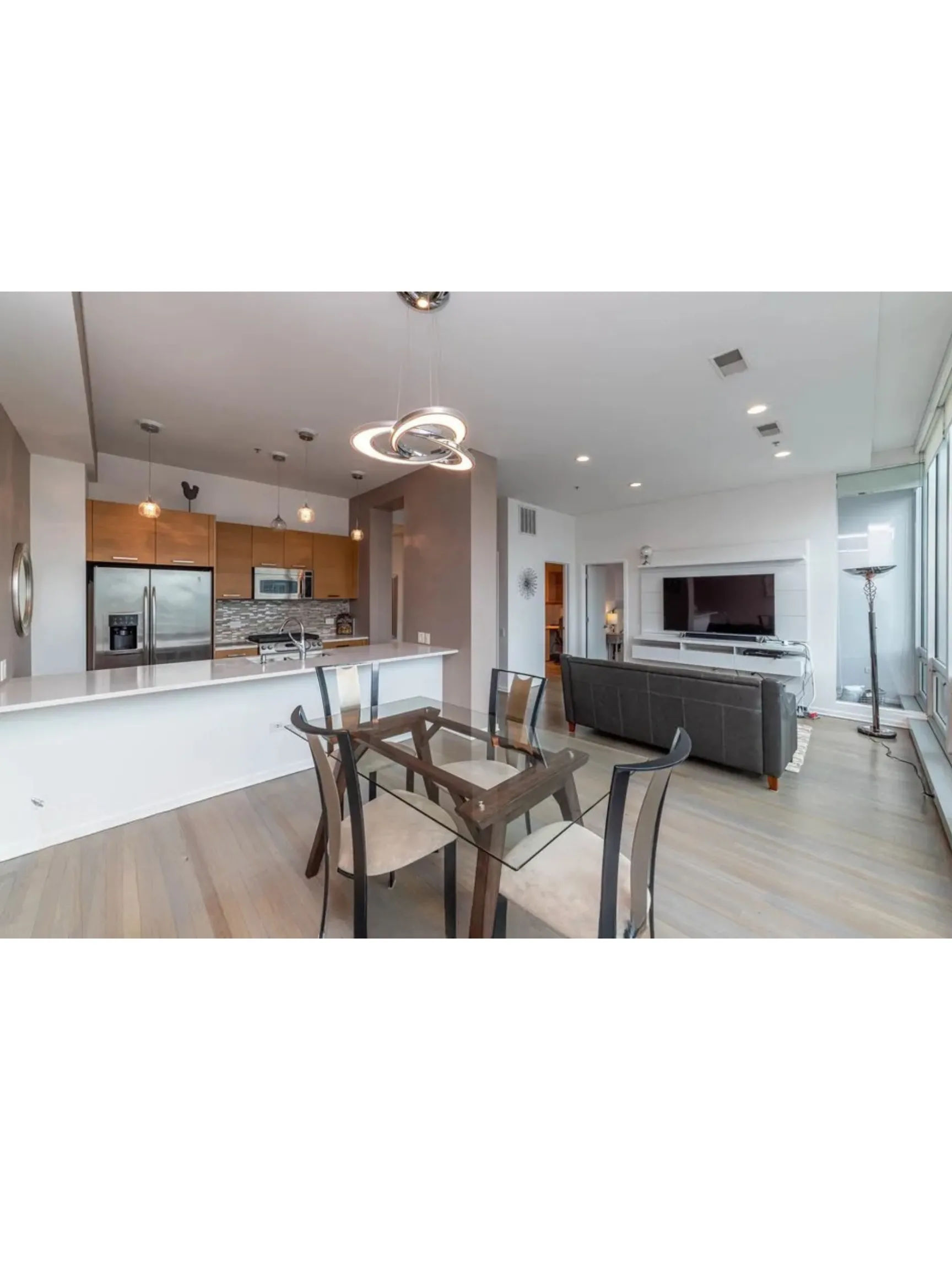 Condo remodeling contractor Chicago -- high-rise unit renovation by Assembly Squad